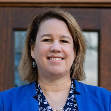 Susan Martinis headshot