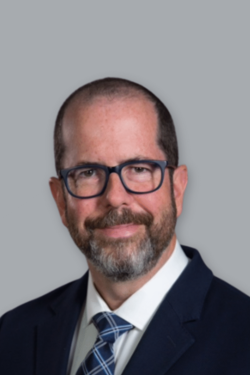 Eric Schneider Headshot