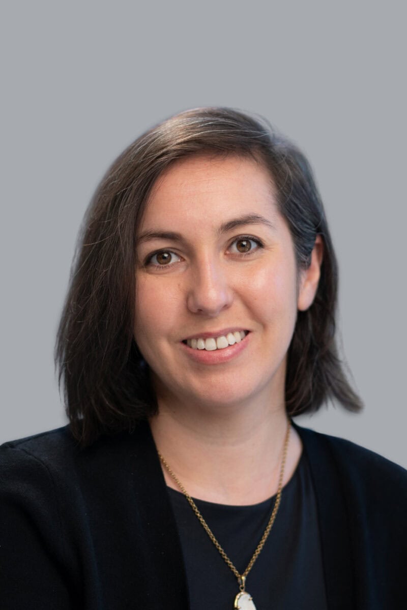 Meghan Dyer Headshot