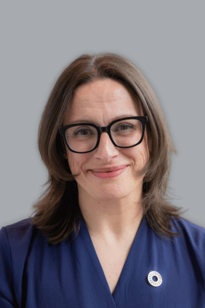 Emily Easton Headshot