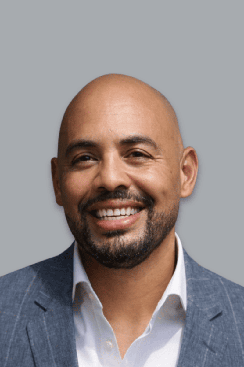 Oscar Bedolla Headshot